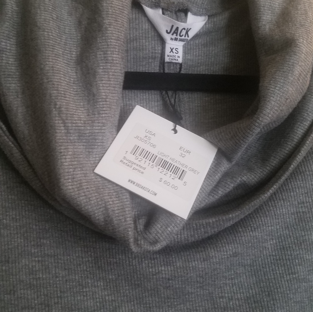 NEW- Jack BB Dakota - cowl collar top - Picture 4 of 8